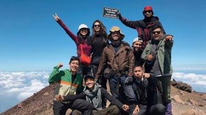 BETTER #113: Mau Muncak ke Gunung Slamet? Jangan Lupa Bawa Surat Keterangan Sehat Ya Lur!