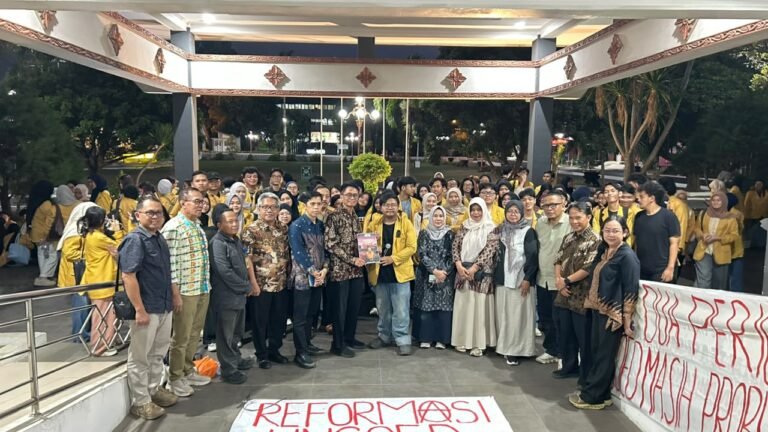 Ngopi Bareng Rektor 63 Tahun Perjalanan Unsoed: Menolak Diam Mendorong Evaluasi & Tata Kelola